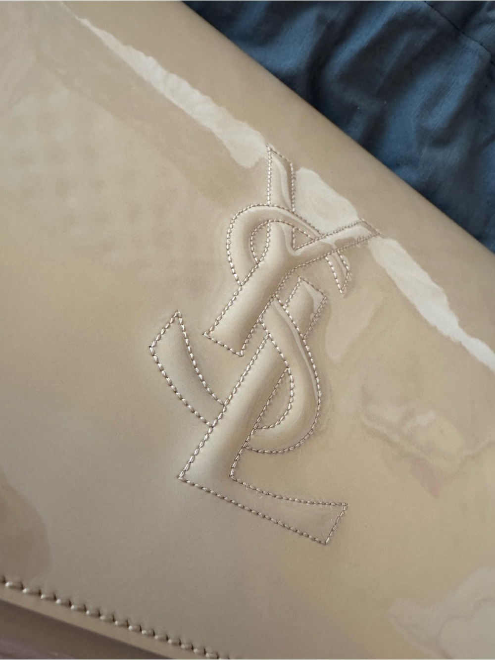Authentic Saint Laurent Belle de Jour Patent YSL Clutch Nude - Picture 15 of 16